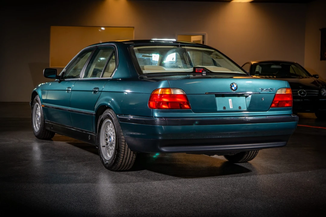 1995 BMW E38 7 Series - Image 6 of 31