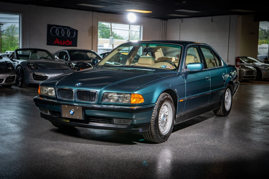 1995 BMW E38 7 Series - Image 3 of 31