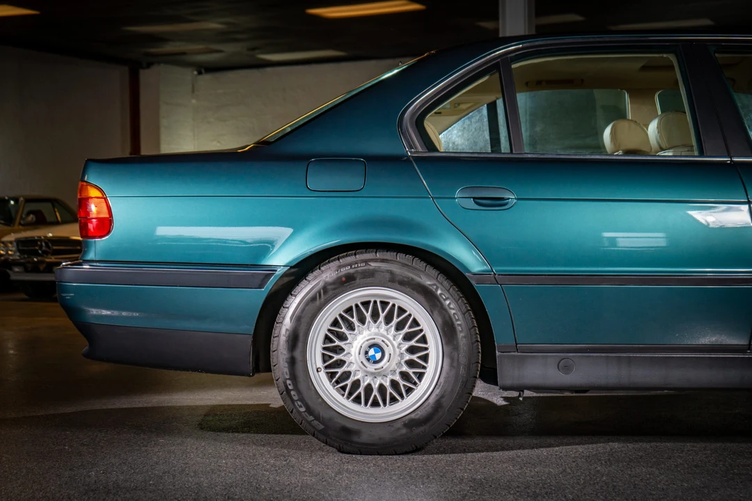 1995 BMW E38 7 Series - Image 20 of 31