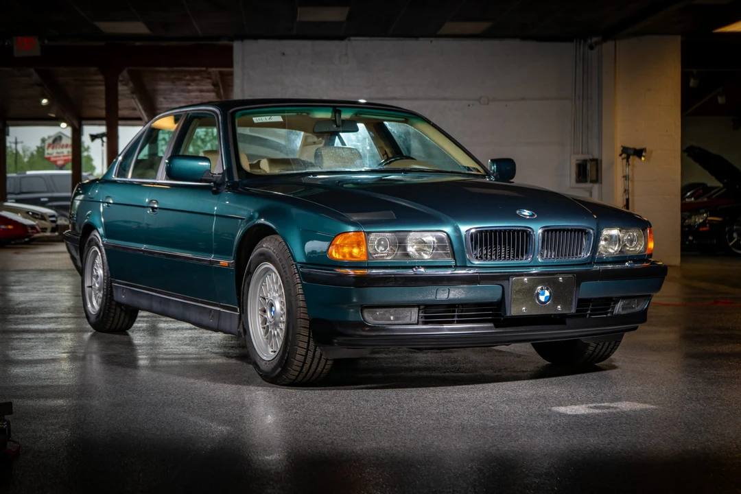 1995 BMW E38 7 Series - Image 12 of 31