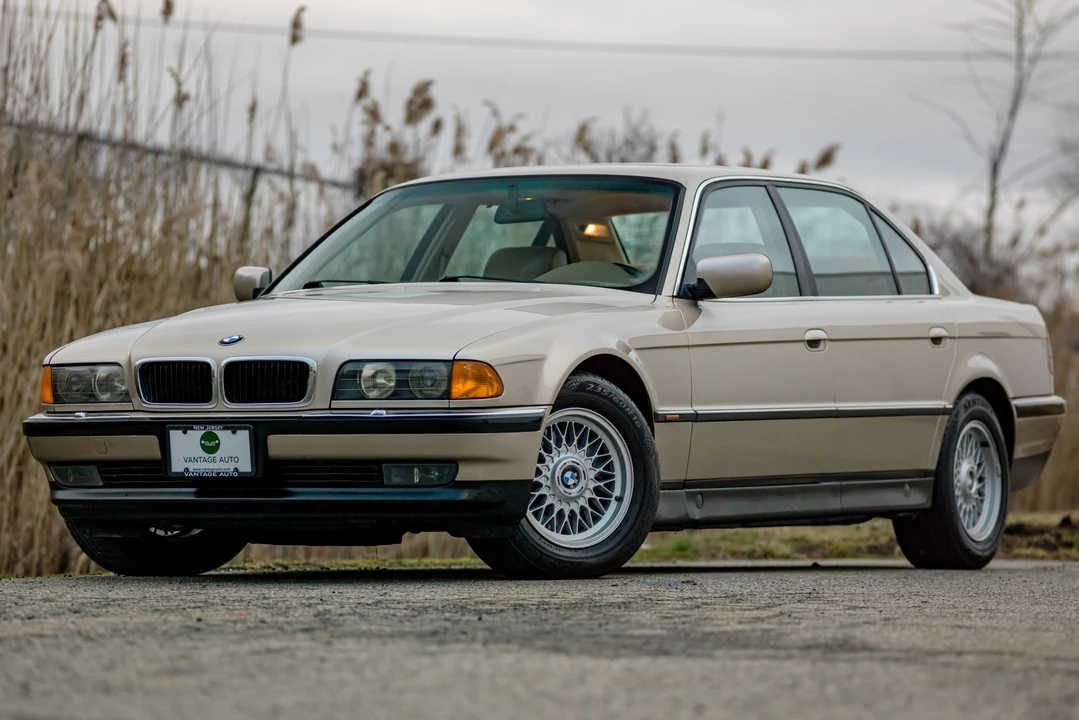 1995 BMW E38 7 Series - Image 4 of 31