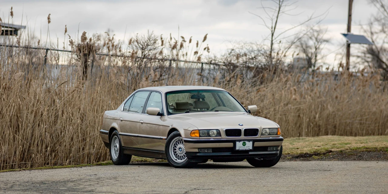 1995 BMW E38 7 Series - Image 16 of 31