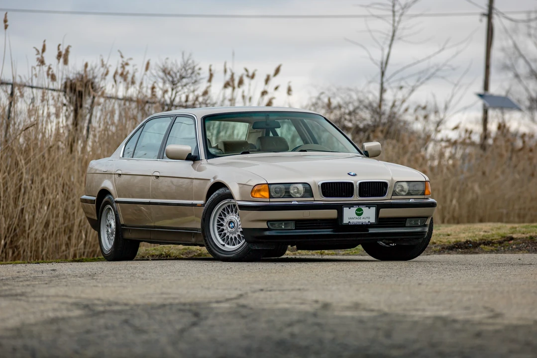 1995 BMW E38 7 Series - Image 17 of 31