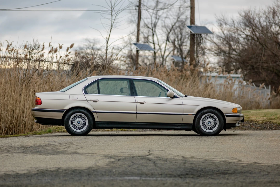 1995 BMW E38 7 Series - Image 12 of 31