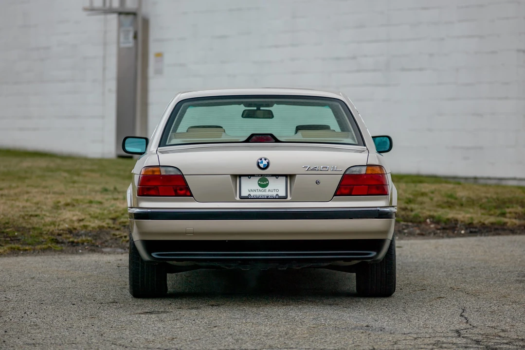 1995 BMW E38 7 Series - Image 7 of 31