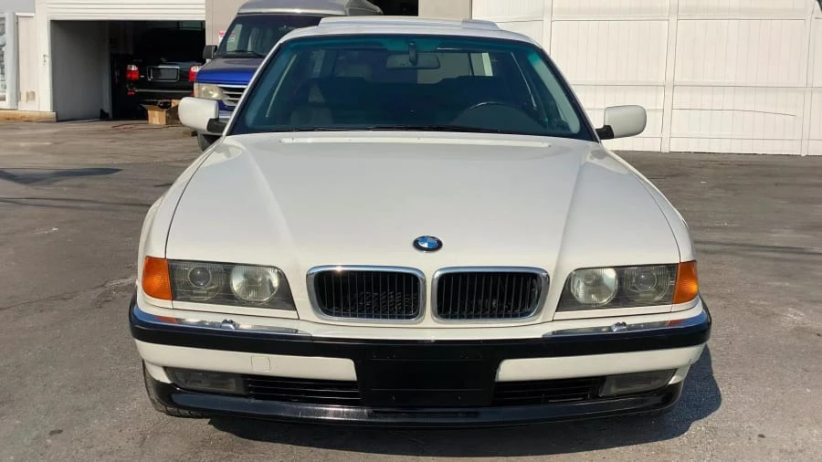 1995 BMW E38 7 Series - Image 4 of 22