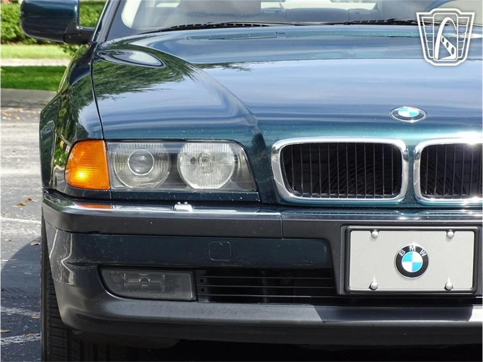 1995 BMW E38 7 Series - Image 29 of 31
