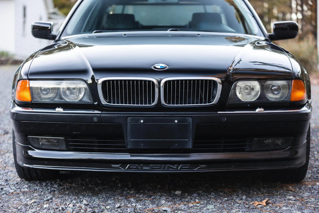 1995 BMW E38 750i & 750iL Sedan - Image 21 of 31