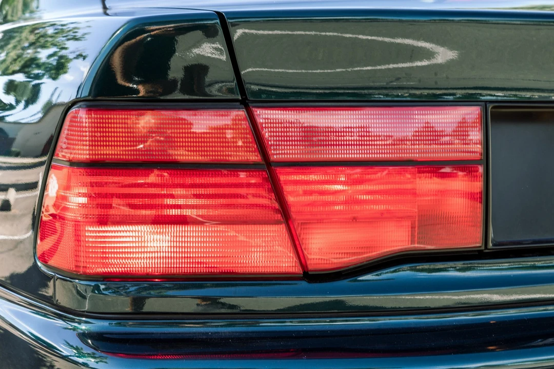 1995 BMW E31 8 Series - Image 13 of 31
