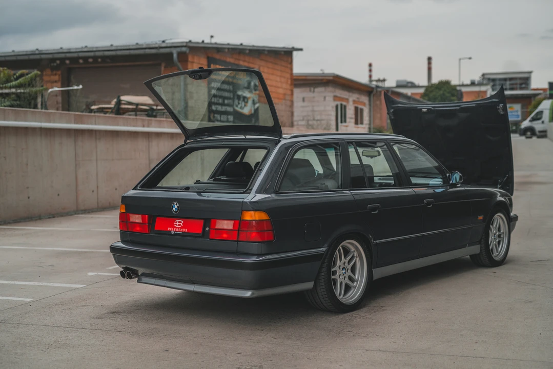 1994 BMW E34 M5 - Image 8 of 31
