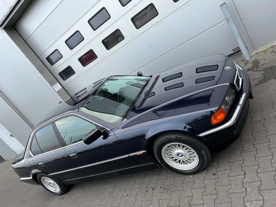 1995 BMW E38 7 Series - Image 20 of 30