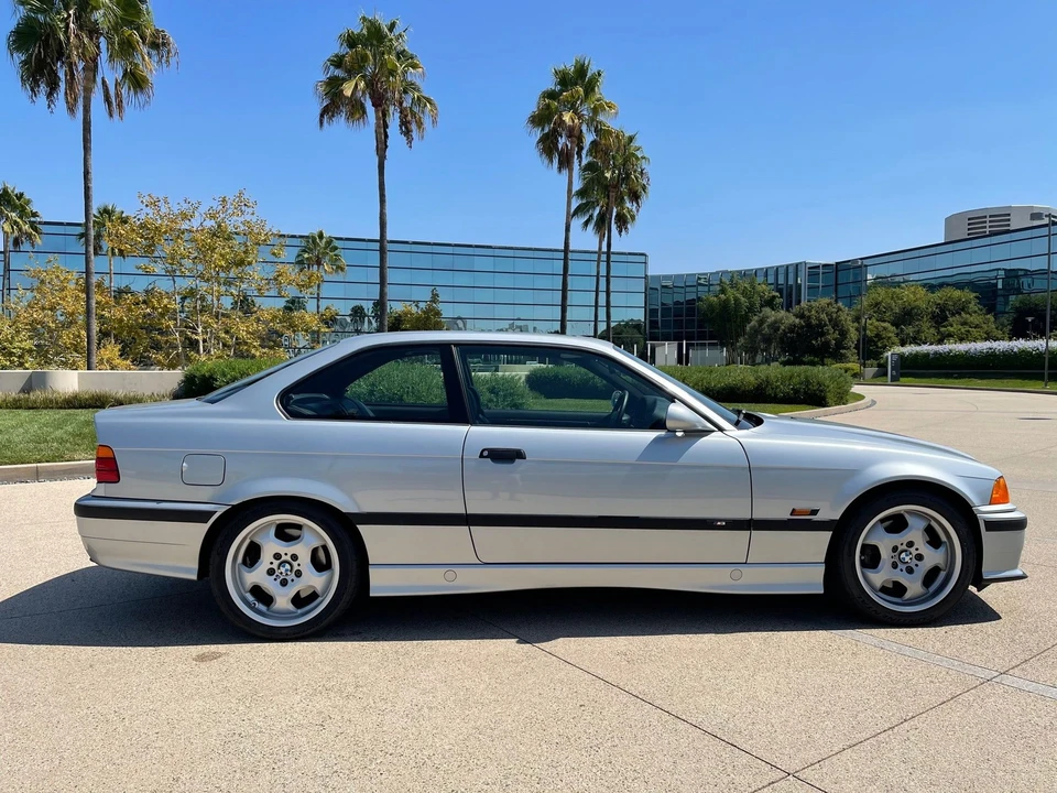 1995 BMW E36 M3 - Image 2 of 31