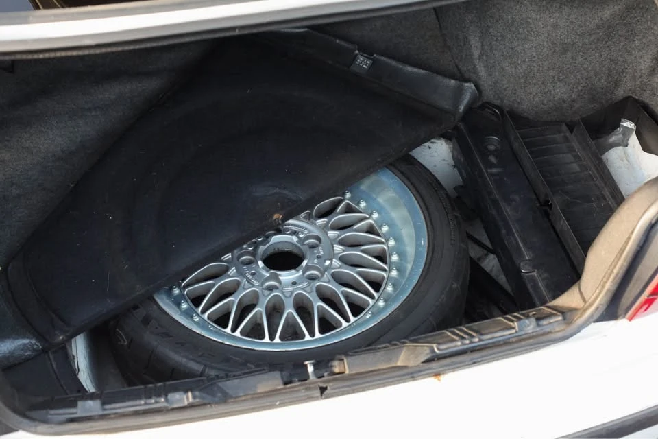 1995 BMW E36 M3 Lightweight - Image 10 of 13