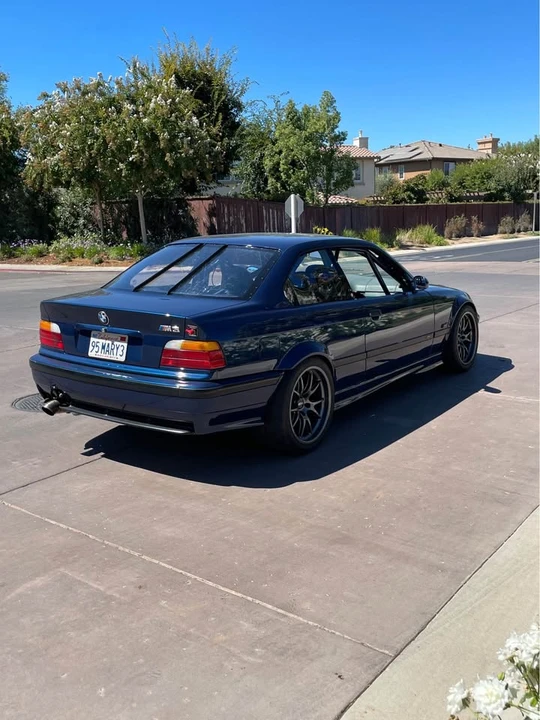 1995 BMW E36 M3 Lightweight - Image 2 of 19