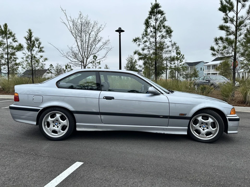 1995 BMW E36 M3 - Image 2 of 31