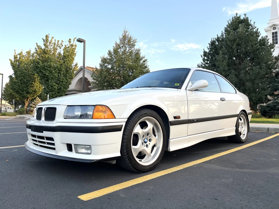 1995 BMW E36 M3 - Image 2 of 31