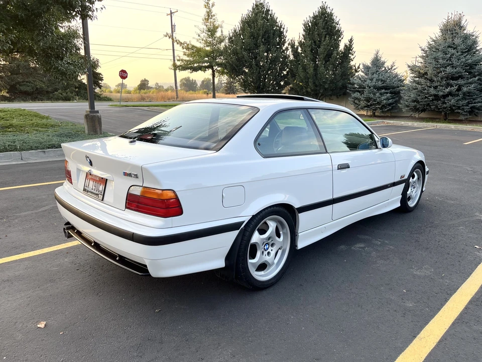 1995 BMW E36 M3 - Image 9 of 31