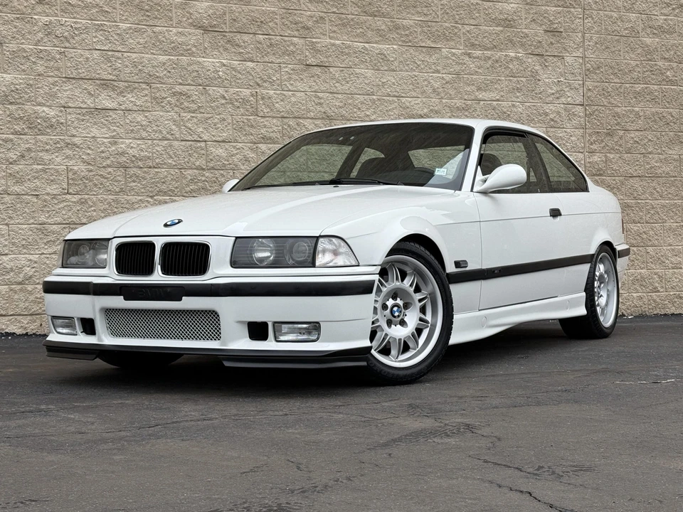 1995 BMW E36 M3 - Image 2 of 31
