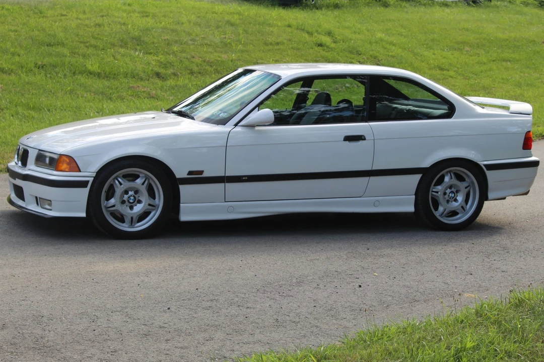 1995 BMW E36 M3 - Image 2 of 31