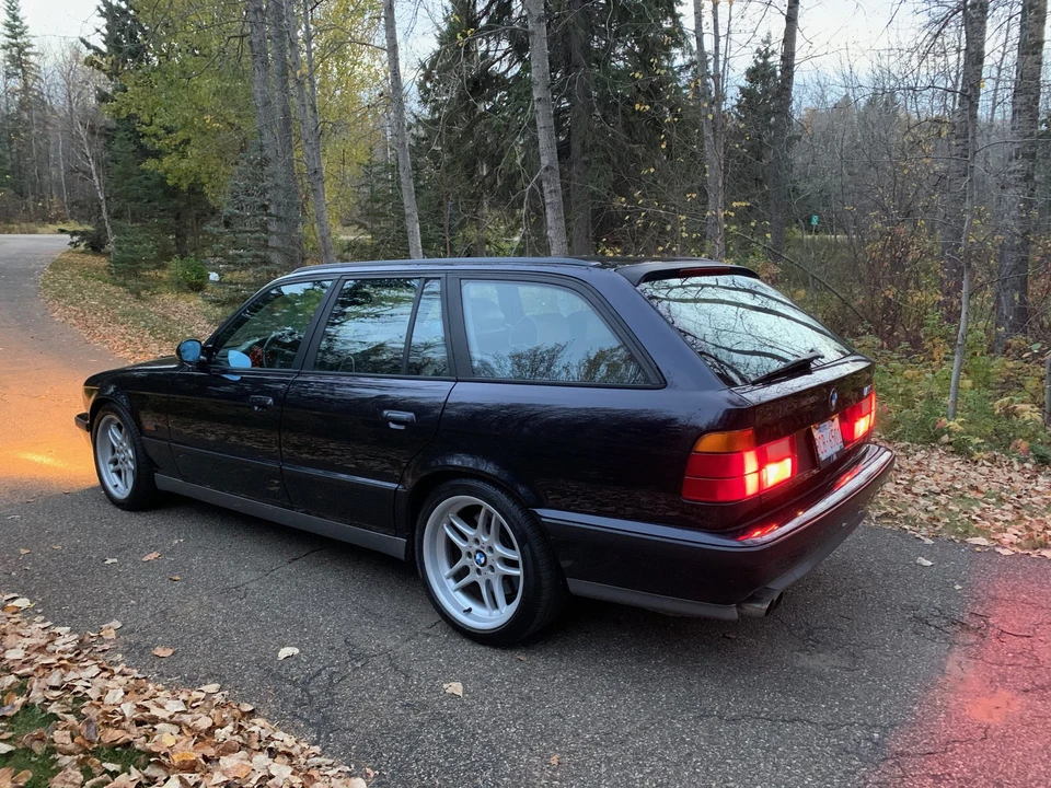 1995 BMW E34 M5 - Image 14 of 31