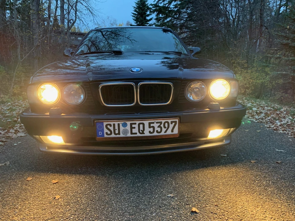 1995 BMW E34 M5 - Image 30 of 31