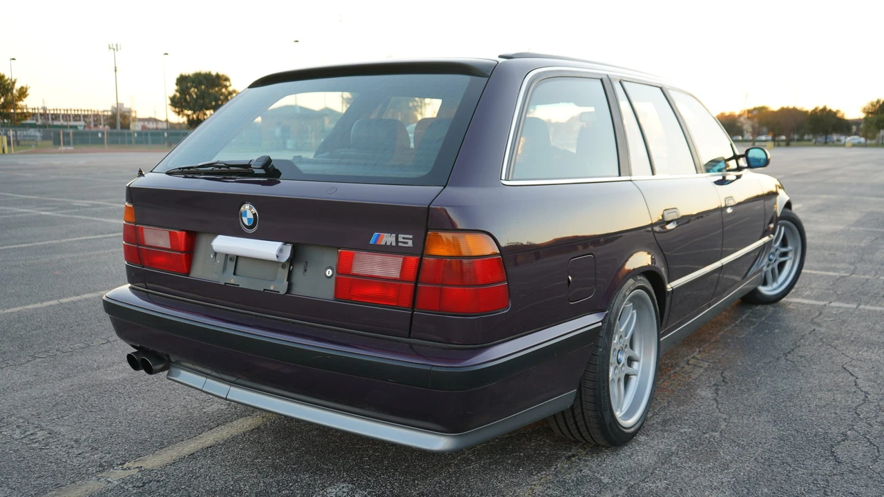 1995 BMW E34 M5 - Image 15 of 31