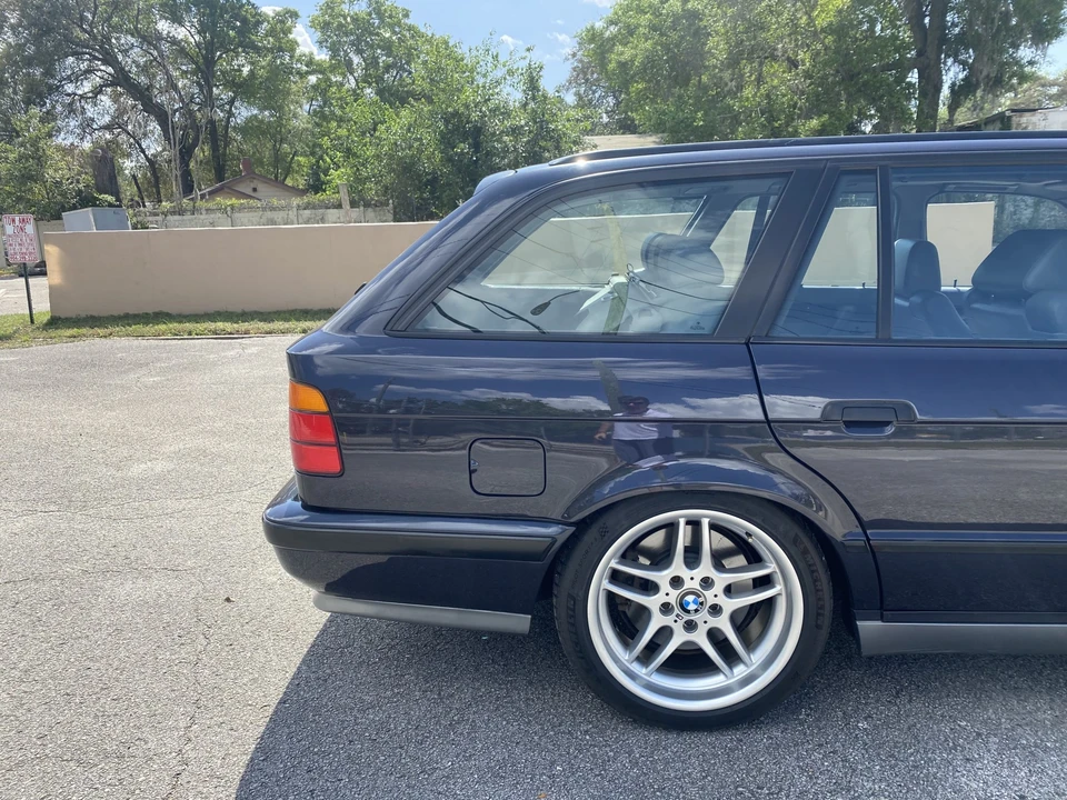 1995 BMW E34 M5 - Image 25 of 31
