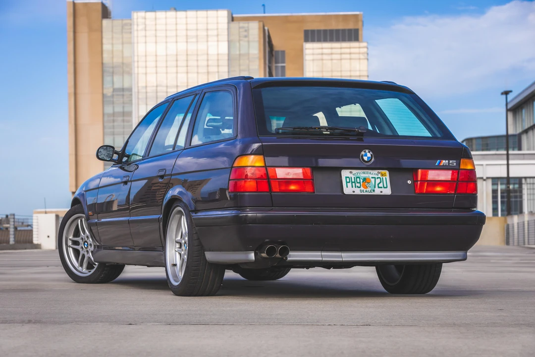 1995 BMW E34 M5 - Image 20 of 31