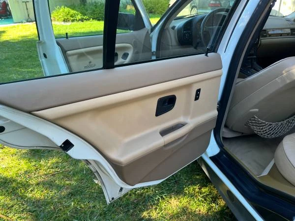 1995 BMW E36 3 Series - Image 9 of 17