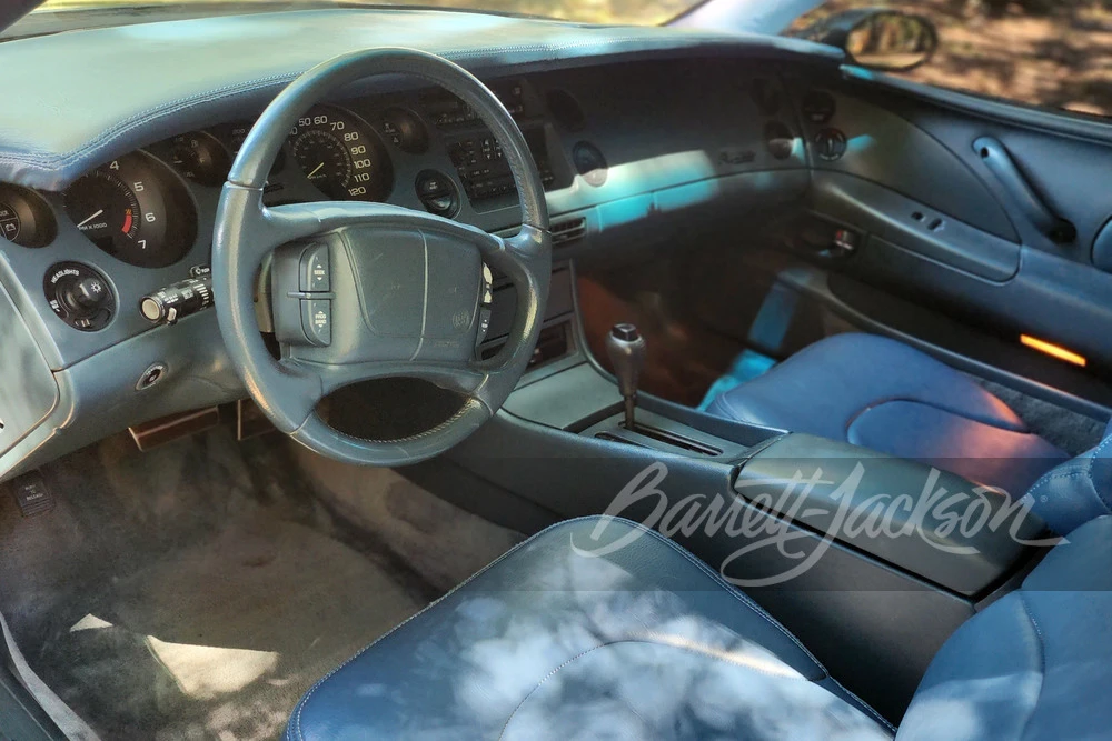 1995 Buick Riviera 8th Gen - Image 3 of 23