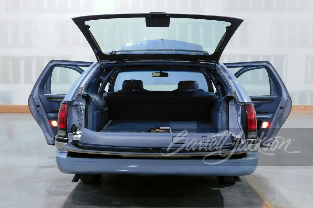 1995 Buick Roadmaster - Image 6 of 10