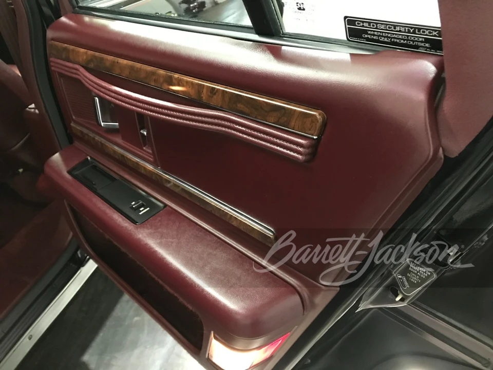 1995 Buick Roadmaster - Image 18 of 20