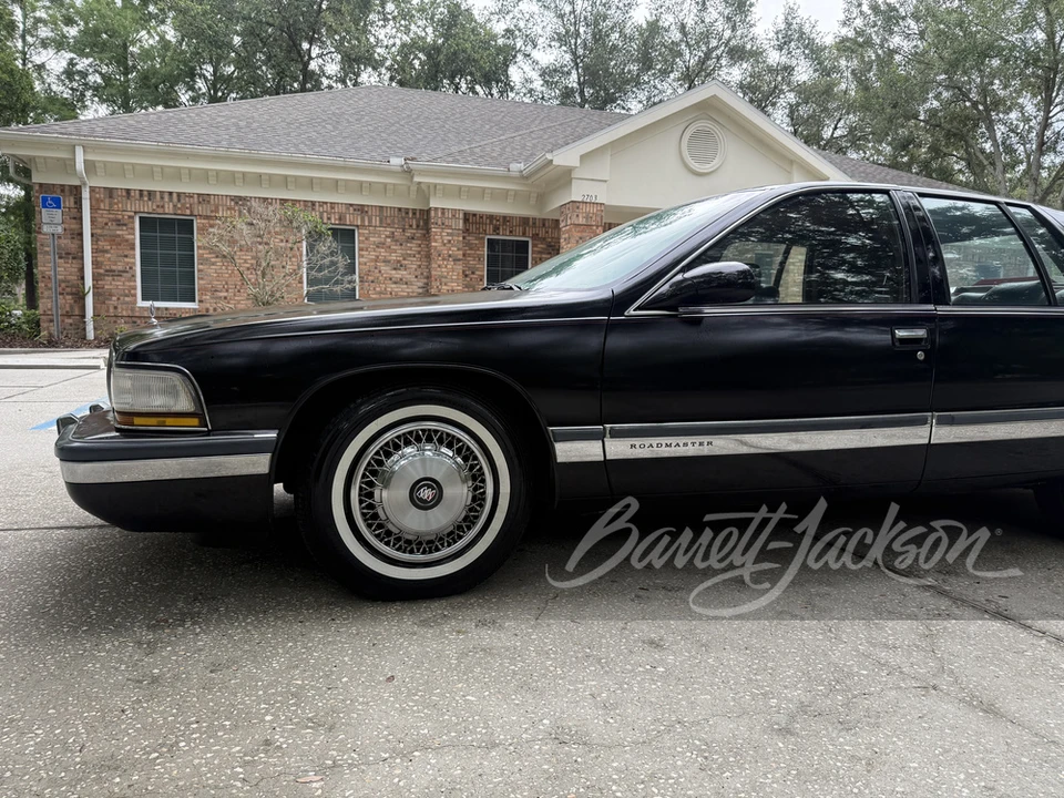 1995 Buick Roadmaster - Image 10 of 20