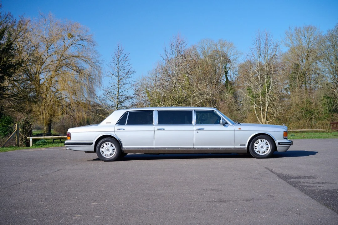 1995 Bentley Brooklands - Image 3 of 30