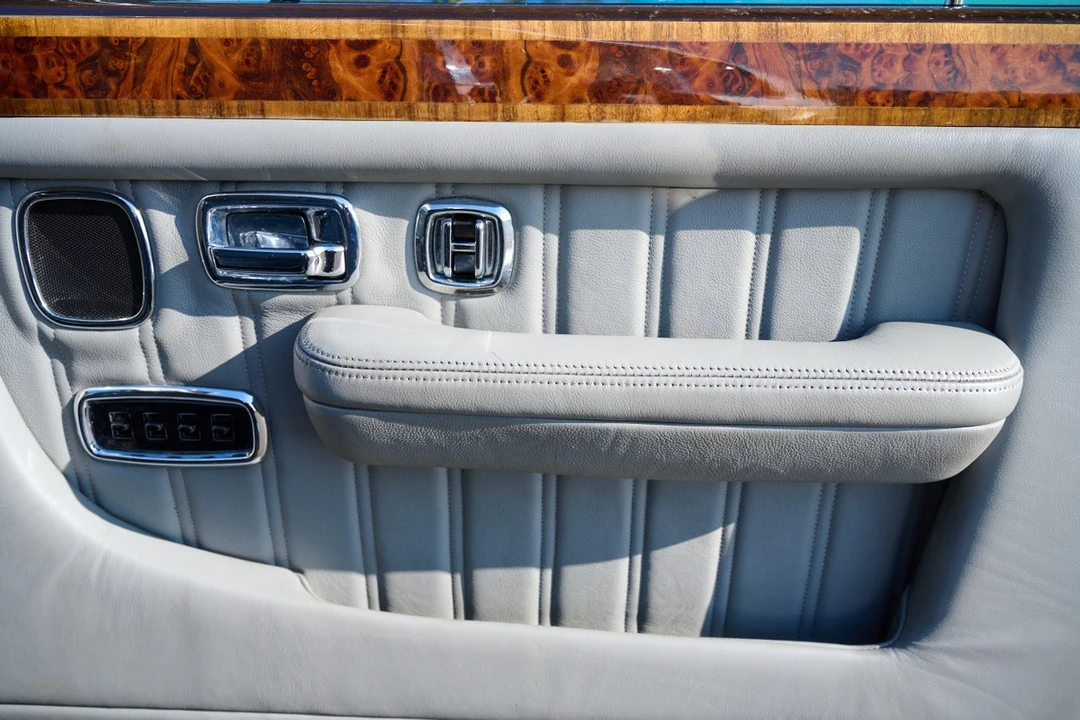 1995 Bentley Brooklands - Image 27 of 30