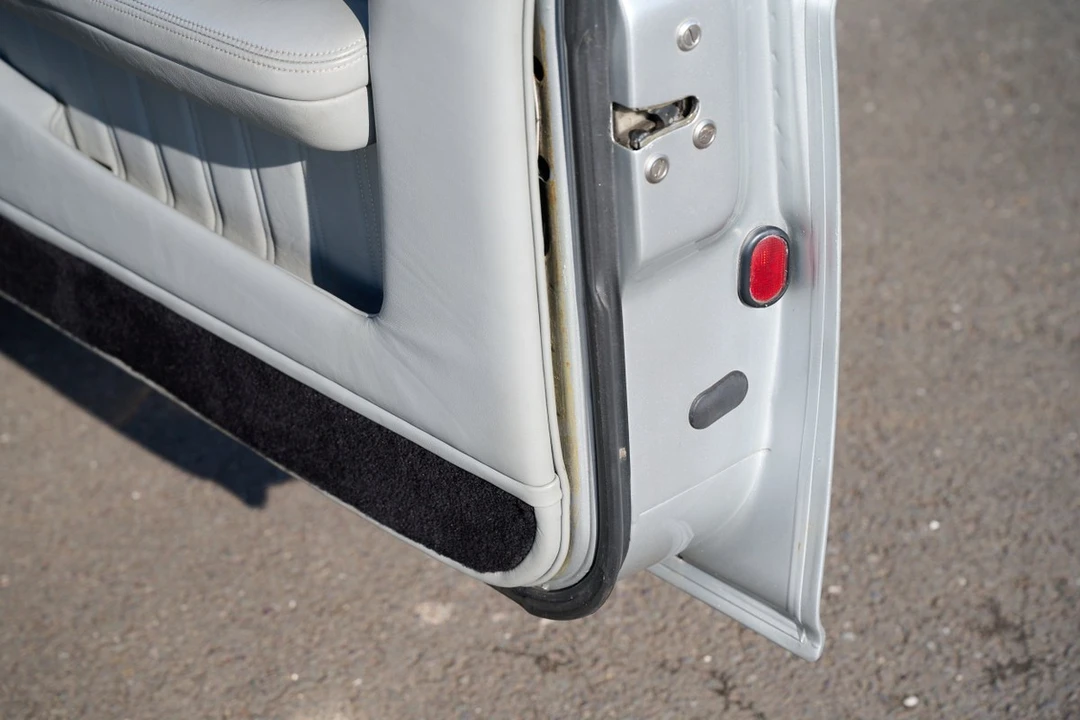1995 Bentley Brooklands - Image 25 of 30