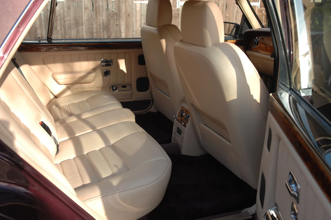 1995 Bentley Brooklands - Image 10 of 16