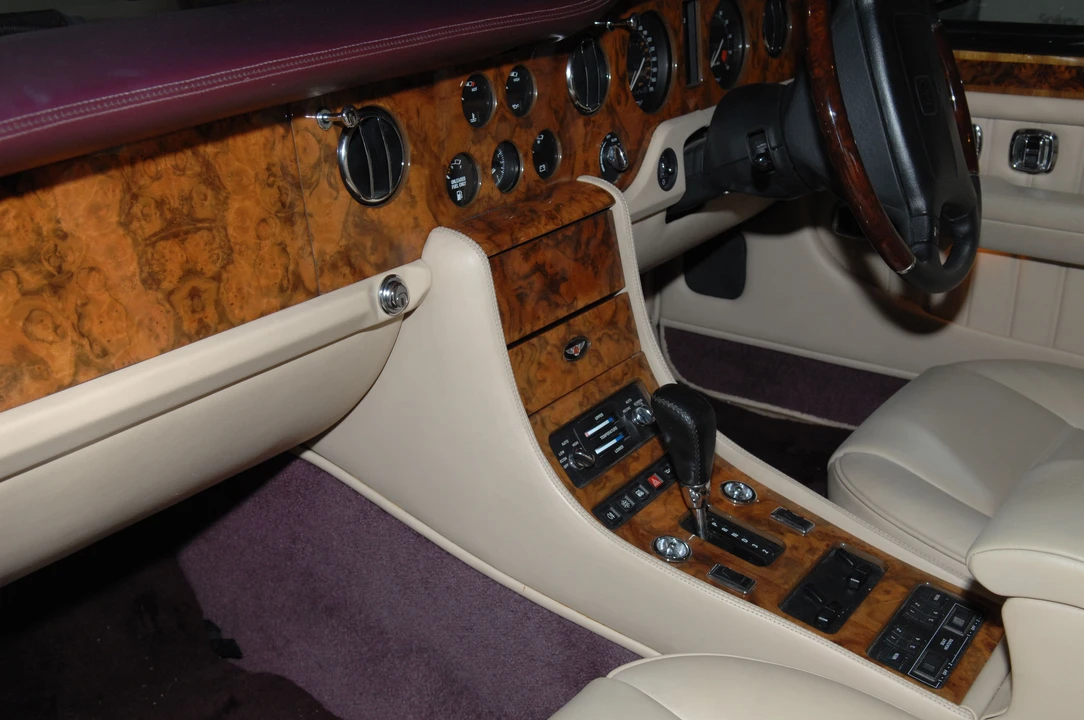 1995 Bentley Brooklands - Image 2 of 16