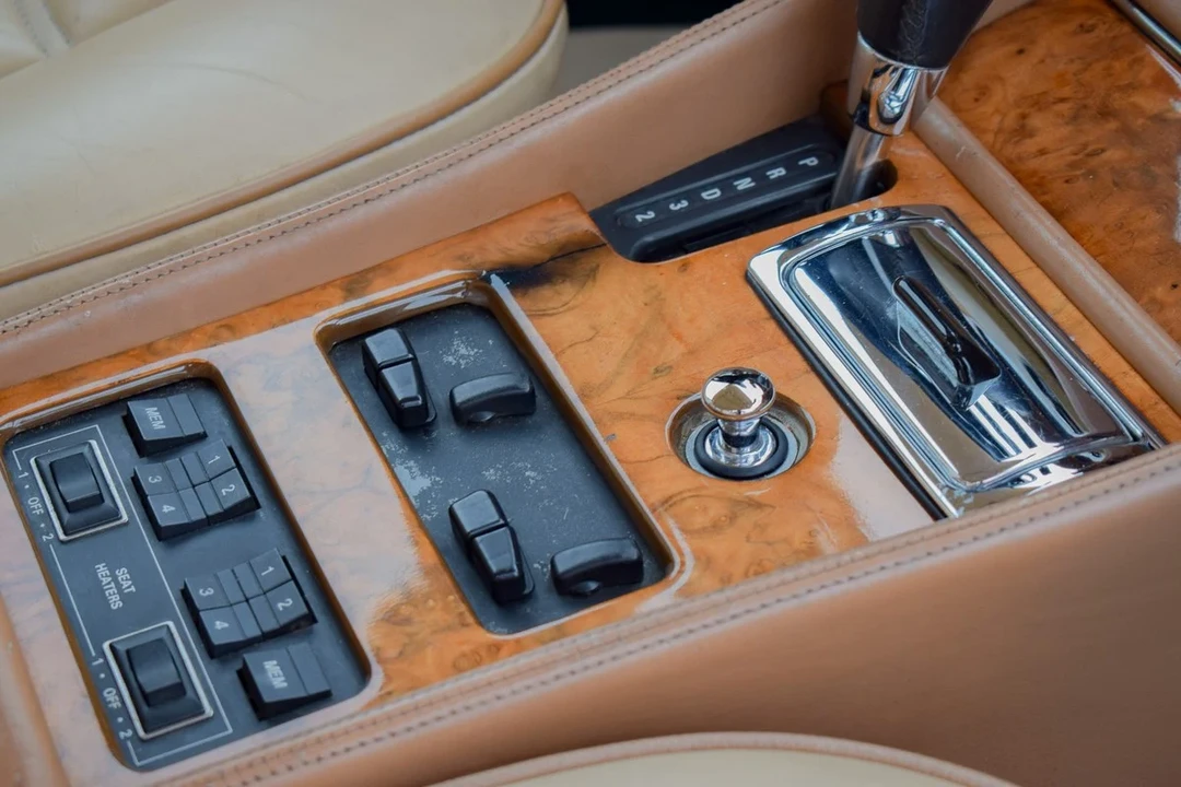 1995 Bentley Continental R - Image 28 of 30
