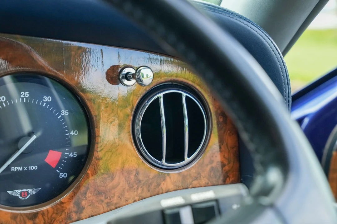 1995 Bentley Continental R - Image 28 of 30