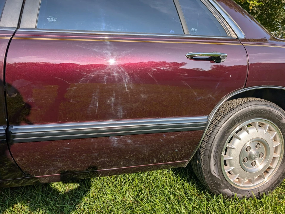 1995 Buick LeSabre - Image 16 of 31