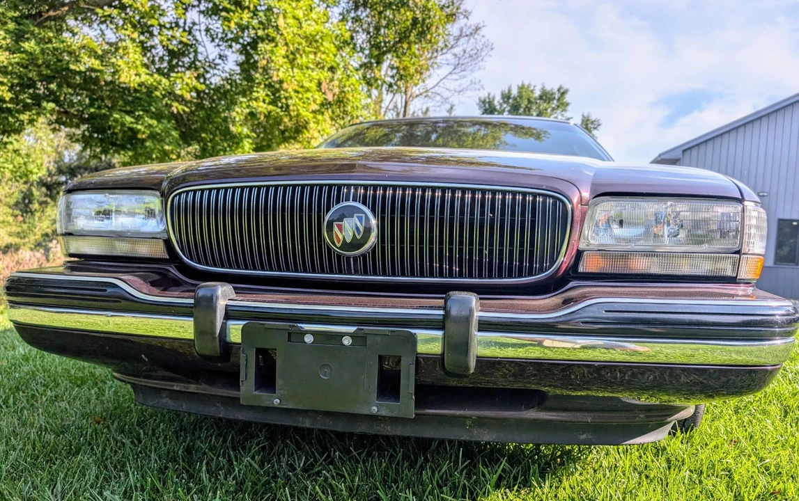 1995 Buick LeSabre - Image 10 of 31