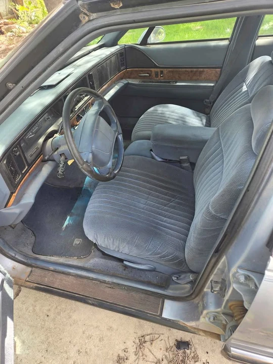 1995 Buick LeSabre - Image 4 of 10