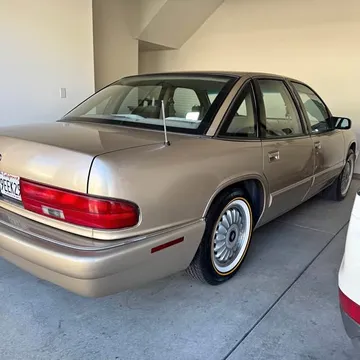 1995 Buick Regal Custom Sedan 4D
