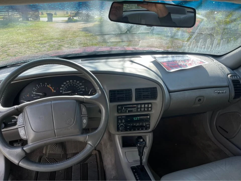1995 Buick Regal - Image 7 of 10