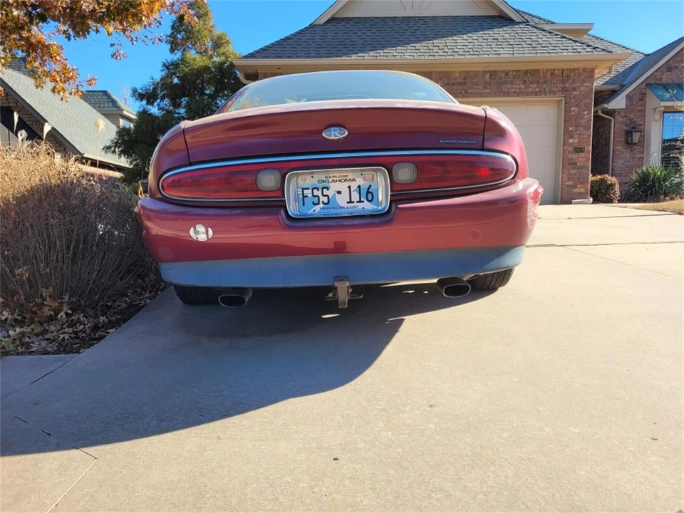 1995 Buick Riviera 8th Gen - Image 8 of 31