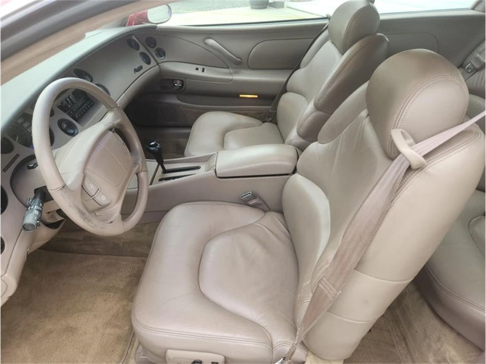 1995 Buick Riviera 8th Gen - Image 16 of 22