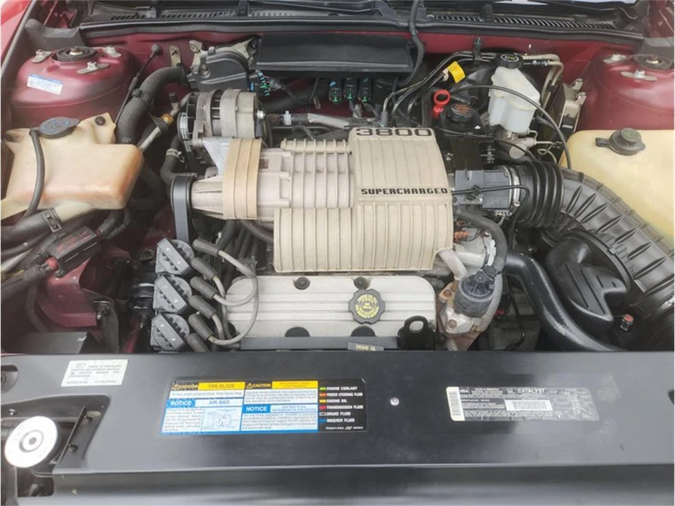 1995 Buick Riviera 8th Gen - Image 20 of 22