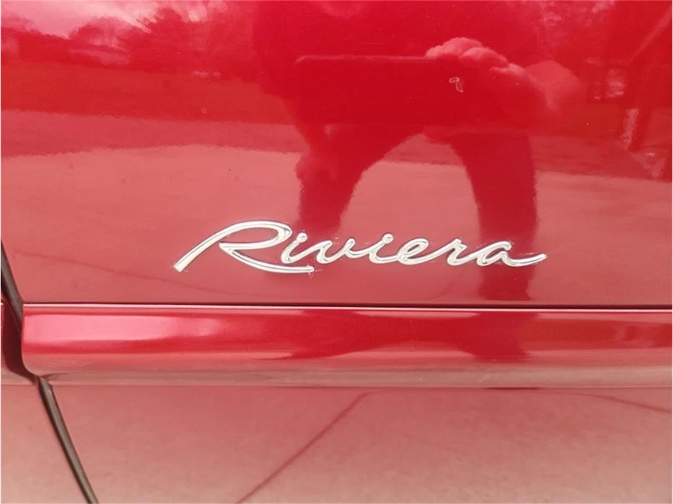1995 Buick Riviera 8th Gen - Image 9 of 22