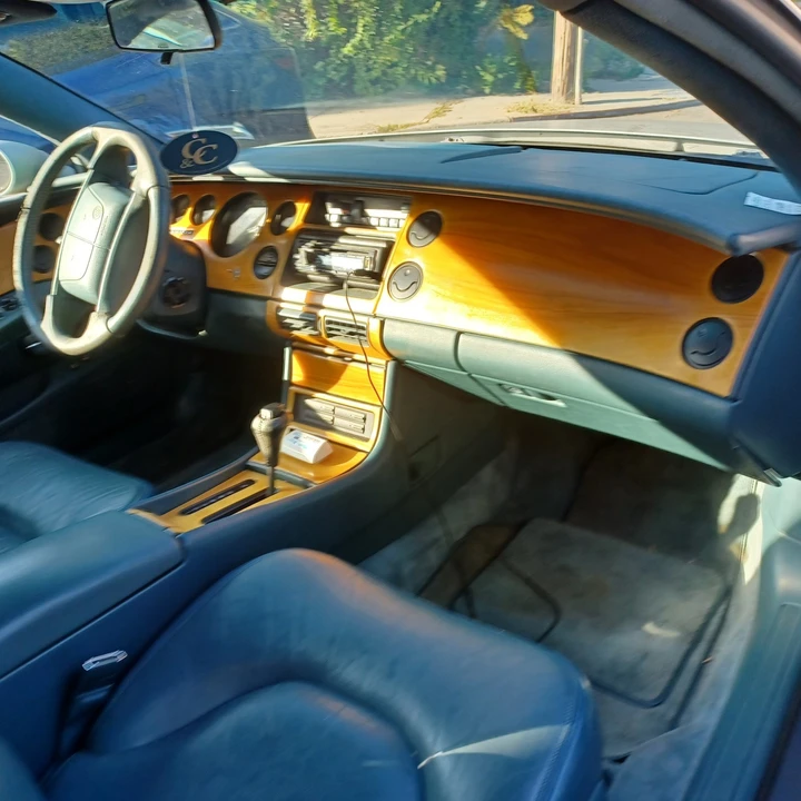 1995 Buick Riviera 8th Gen - Image 4 of 5